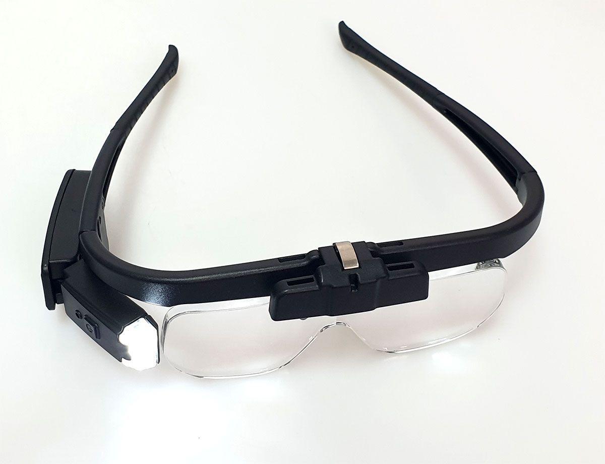Купить Бинокулярные очки лупы с подсветкой аккум. MG11642DC STB691 по .