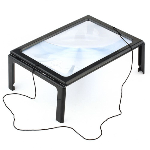 Лупа линза Френеля настольная 2,5х (столик на ножках) для чтения и рукоделия с подсветкой (4 LED)