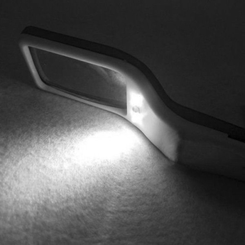 Лупа ручная прямоугольная 5.0x для чтения 
с подсветкой + ультрафиолет (3 LED) BW-017 фото 3